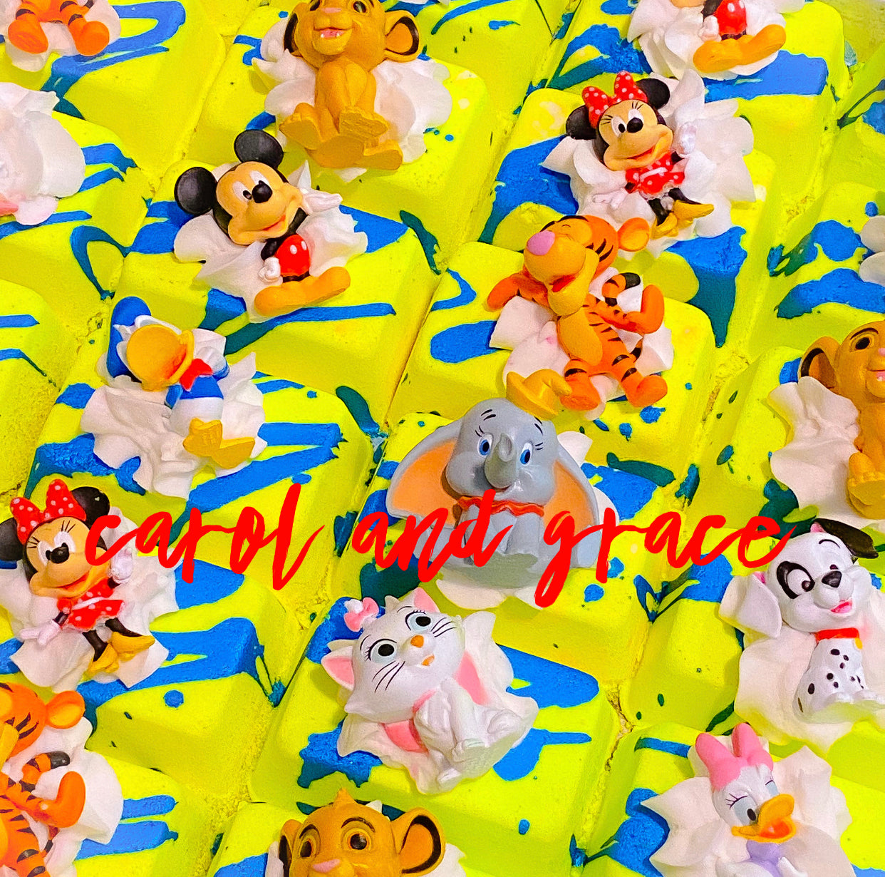 MAGICAL KINGDOM TOY SURPRISE BATH BOMB