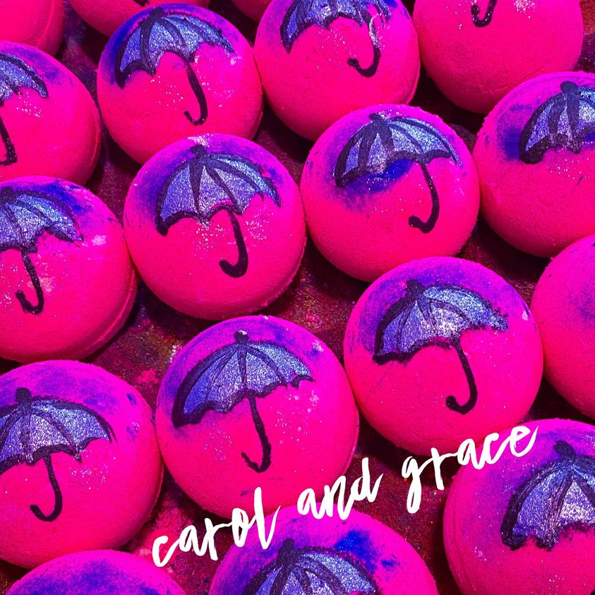 PUDDLES AND RAIN 🌧 BATH BOMB