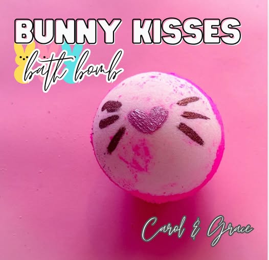 BUNNY 🐰 KISSES BATH BOMB