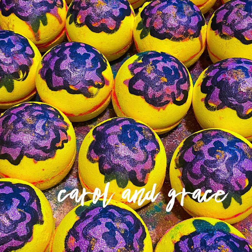 SPRING FLOWERS  💐   BATH BOMB
