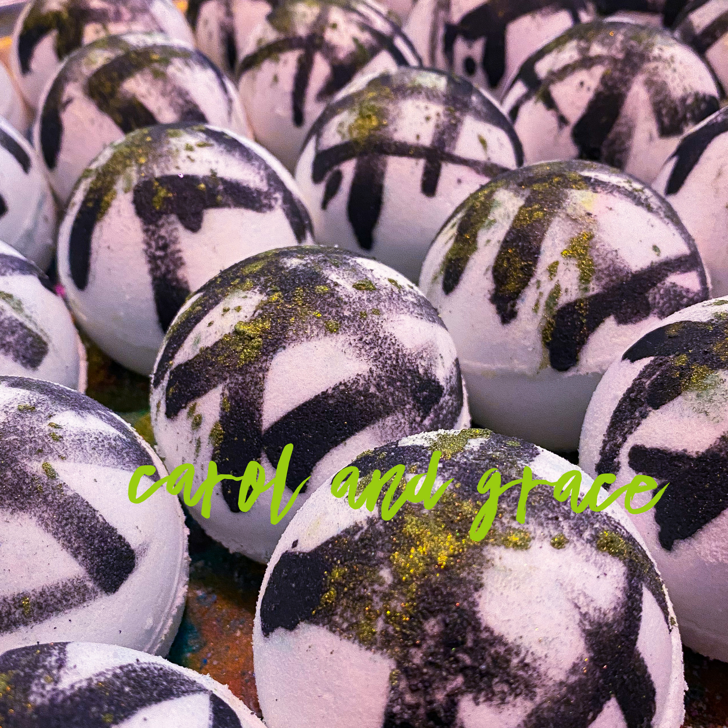 MUMMY WRAPS BATH BOMB
