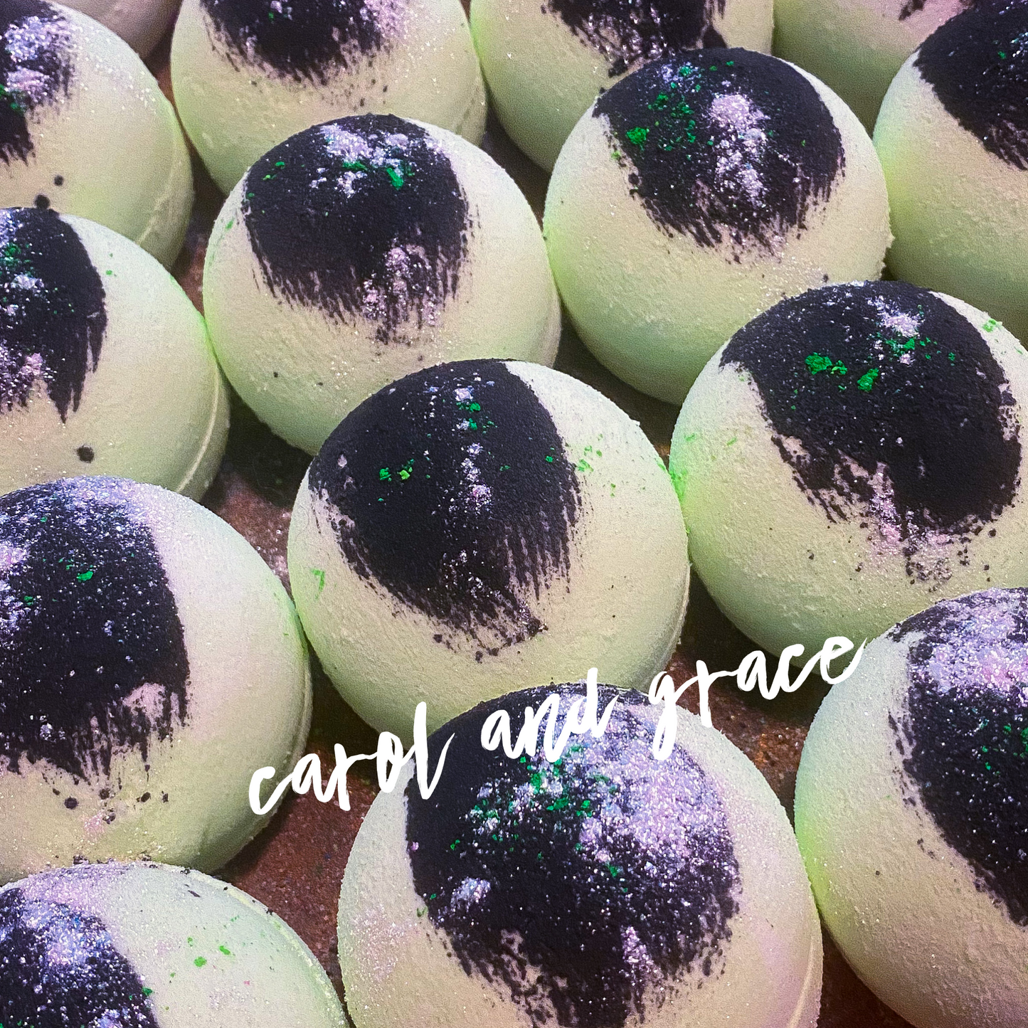 JUST NEED A MINUTE 🖤  BATH BOMB